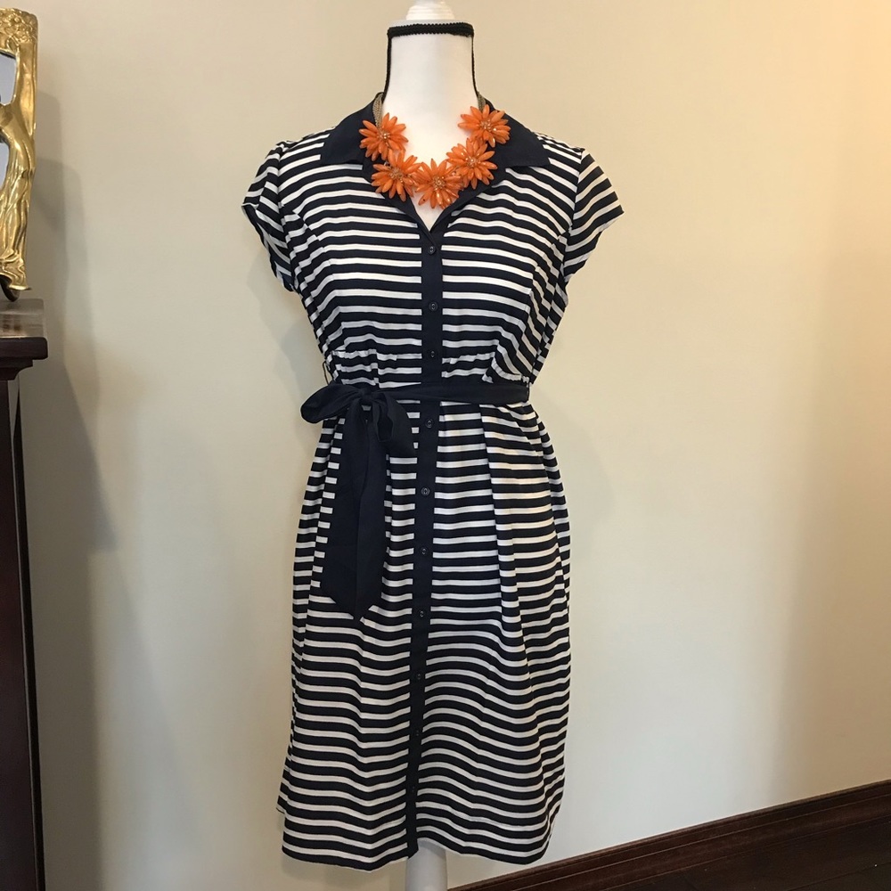 Navy striped Motherhood Maternity belted dress S
